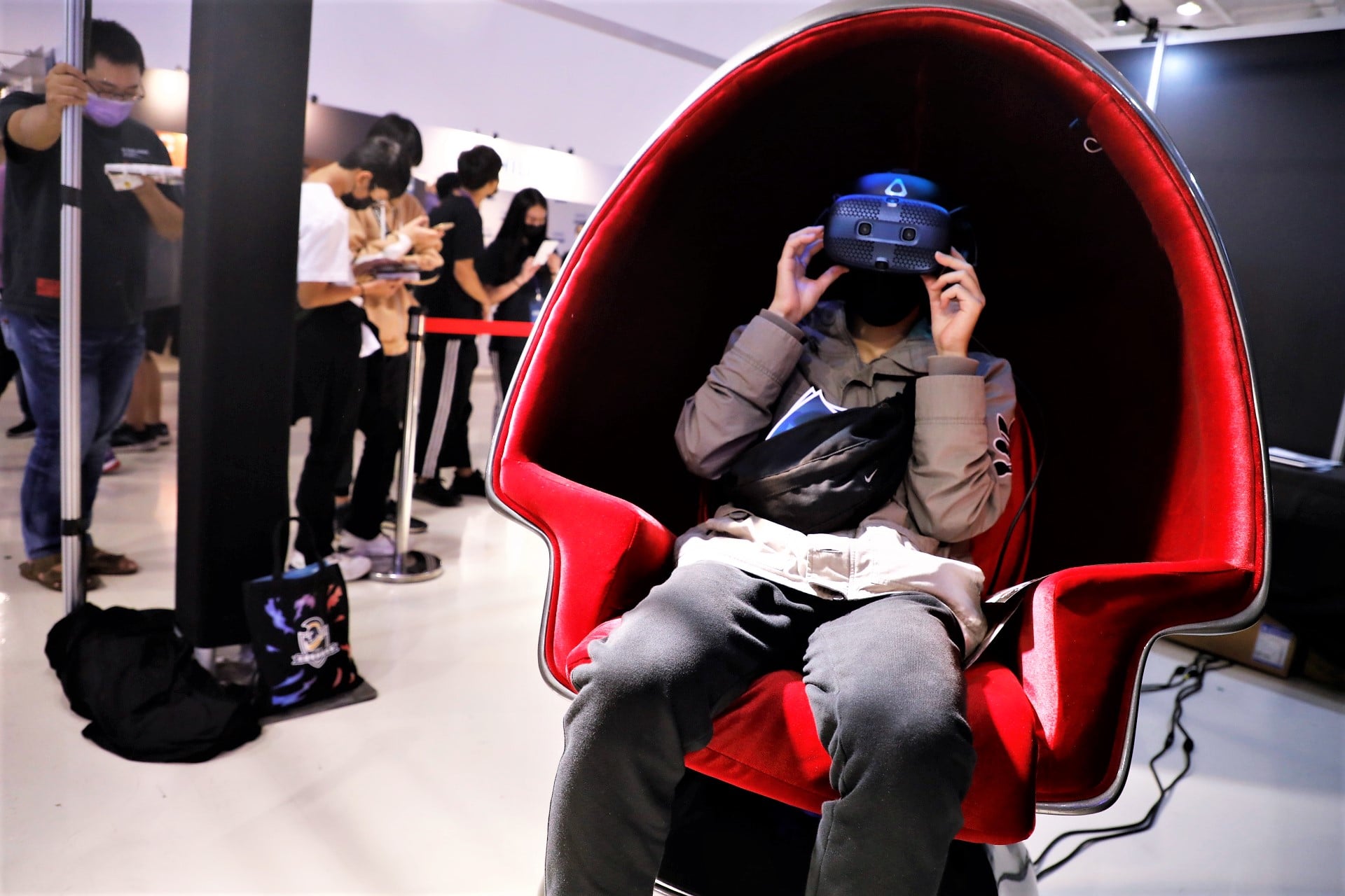 09-智崴集團展出旗下VR沉浸式體驗裝置