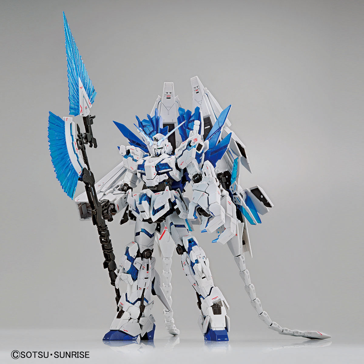 2【圖說】《THE-GUNDAM-BASE》限定商品：「RG-1144-完美型獨角獸鋼彈-TGB限定」。