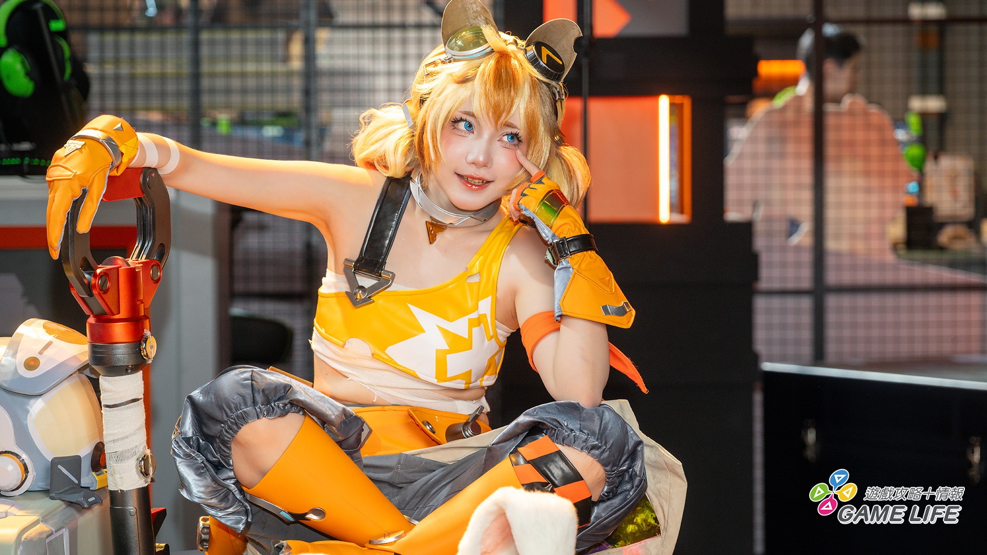 TGS2025_showgirl_044