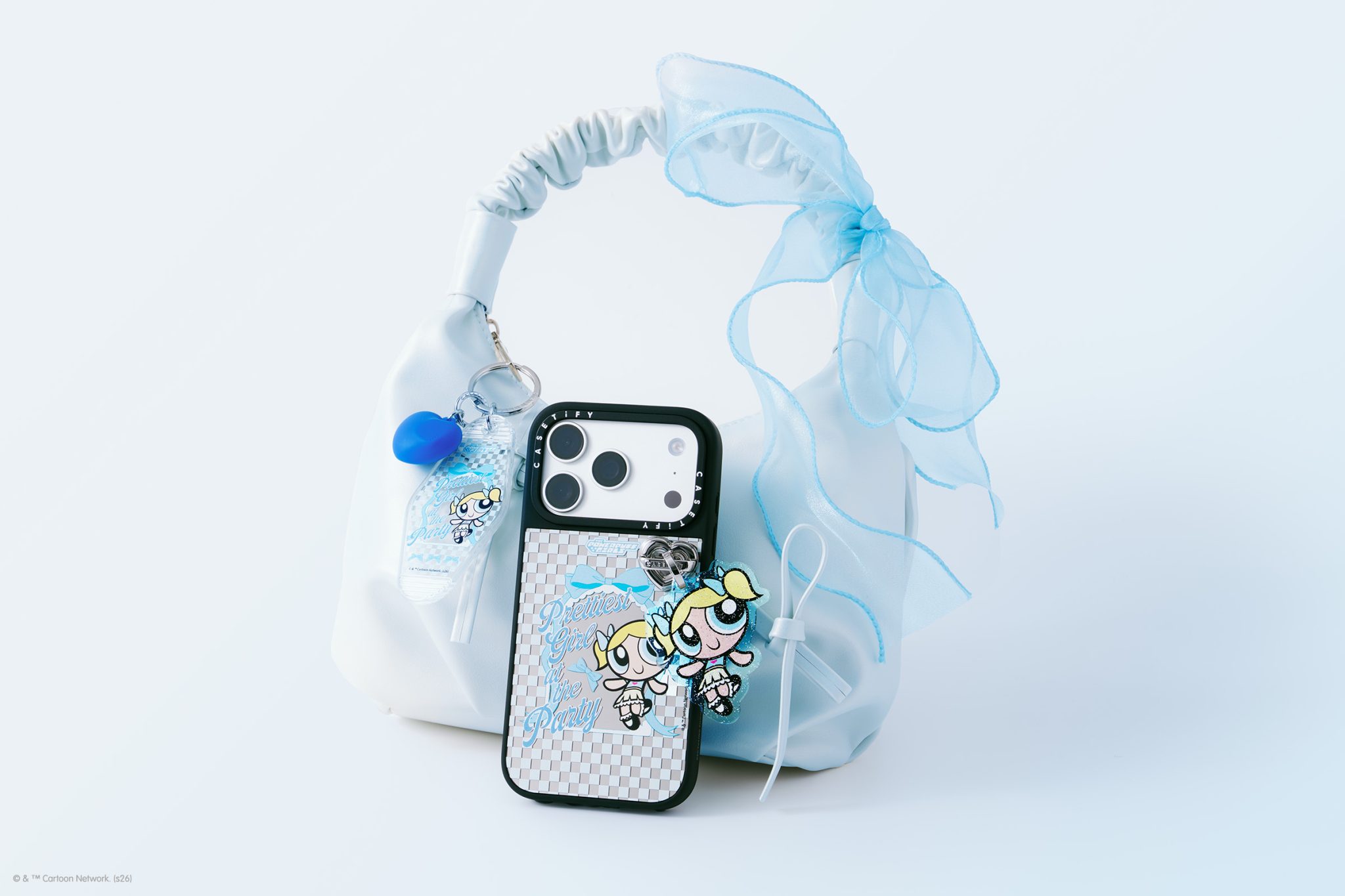 圖9. 飛天小女警 x CASETiFY 聯名系列推出多款電子配件，為電子配件提供全面防護與可愛升級