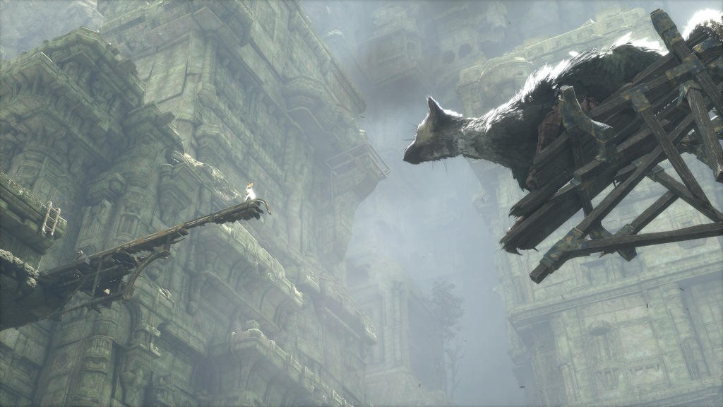 TRICO_SS_150602_15_02_SpearBloodOn.jpg