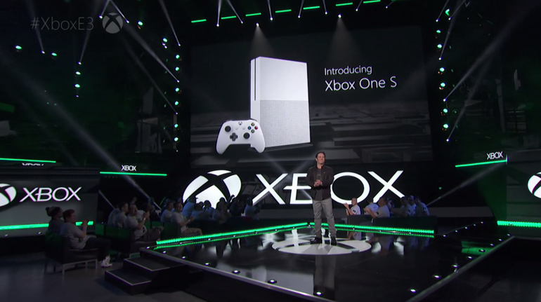 xbox-microsoft-e3-2016-phil-spencer-xbox-one-s.png