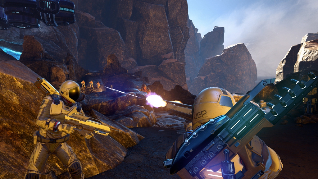 Coop_Action03.jpg