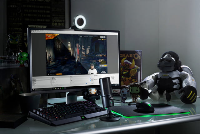razer-webcam-and-mic-1-640x427-c.jpg