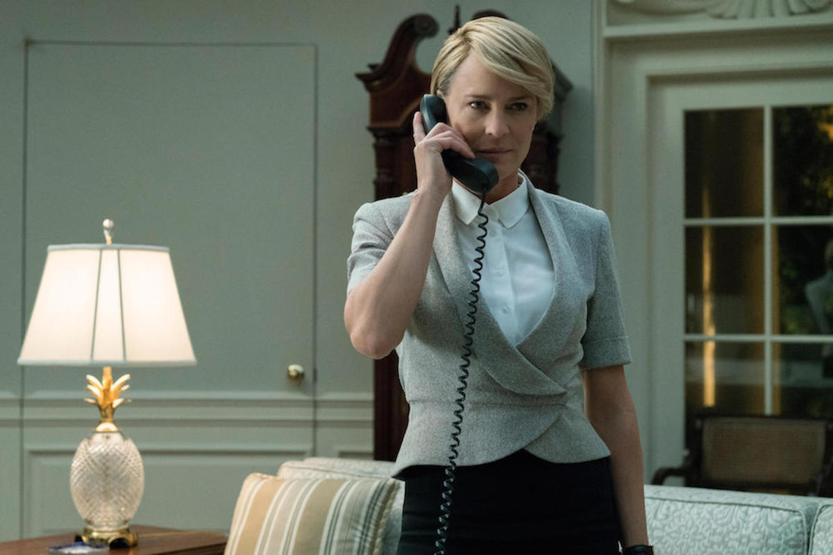netflix-announces-house-of-cards-final-season-premiere-date_qnpe.jpg