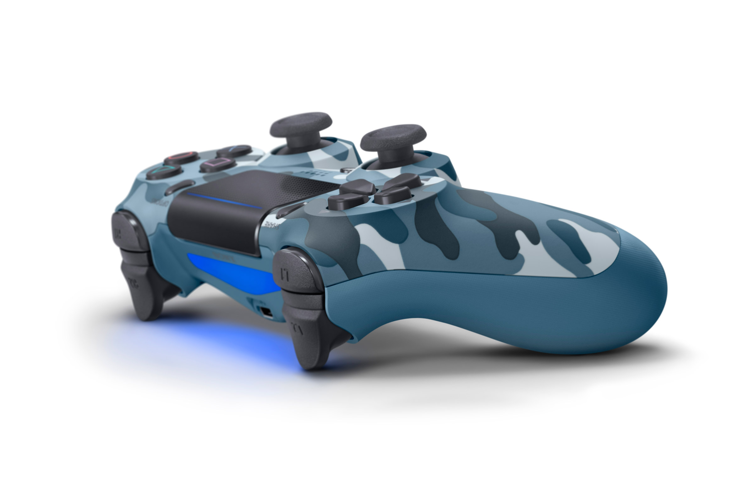 DUALSHOCK4_2_BlueCamouflage_02.jpg
