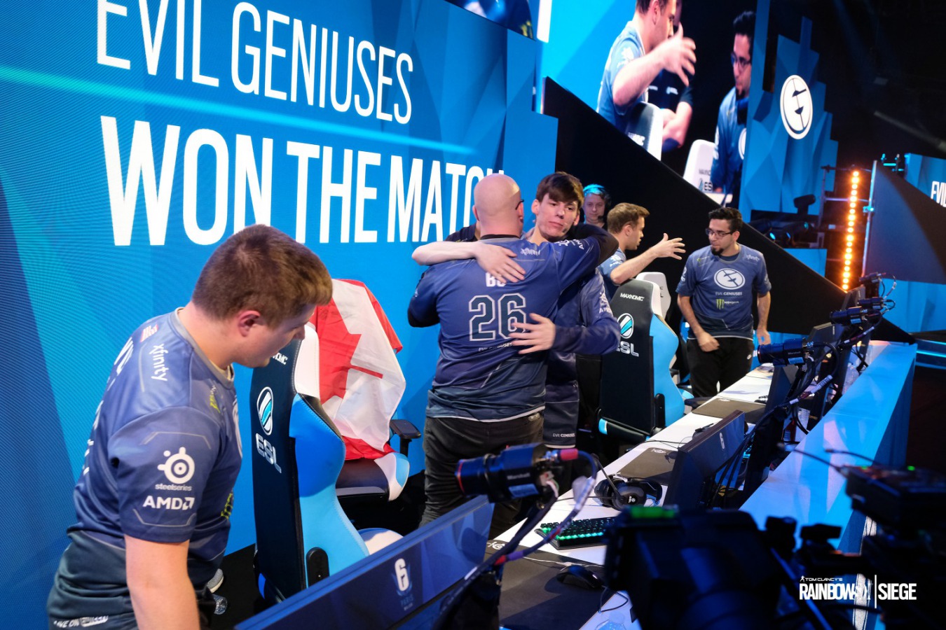 R6S_Six_Paris_Major_Photo_12.jpg