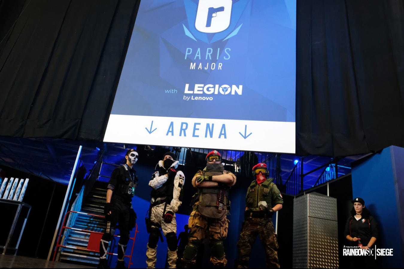 R6S_Six_Paris_Major_Photo_02.JPG