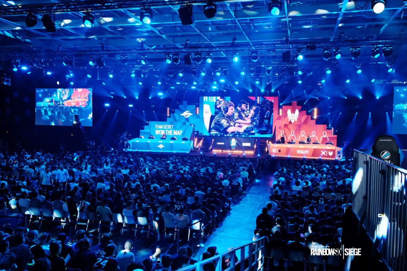 R6S_Six_Paris_Major_Photo_01.JPG