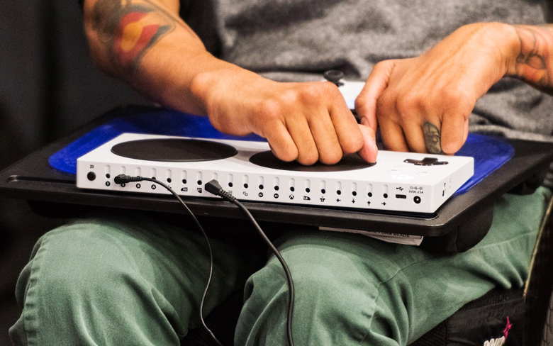 xbox-adaptive-controller.jpg