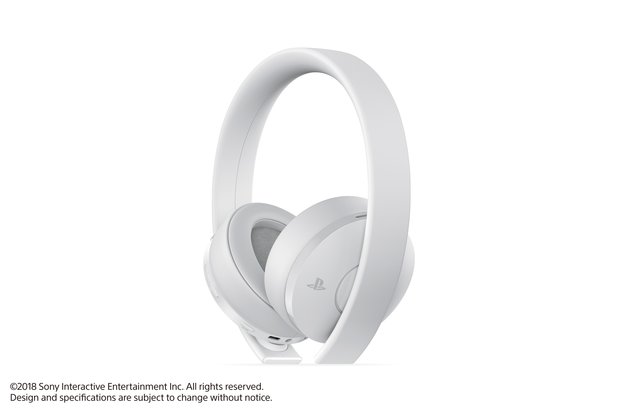 HeadsetGold_Render_White_CUHYA0080_CMYK_50023.jpg