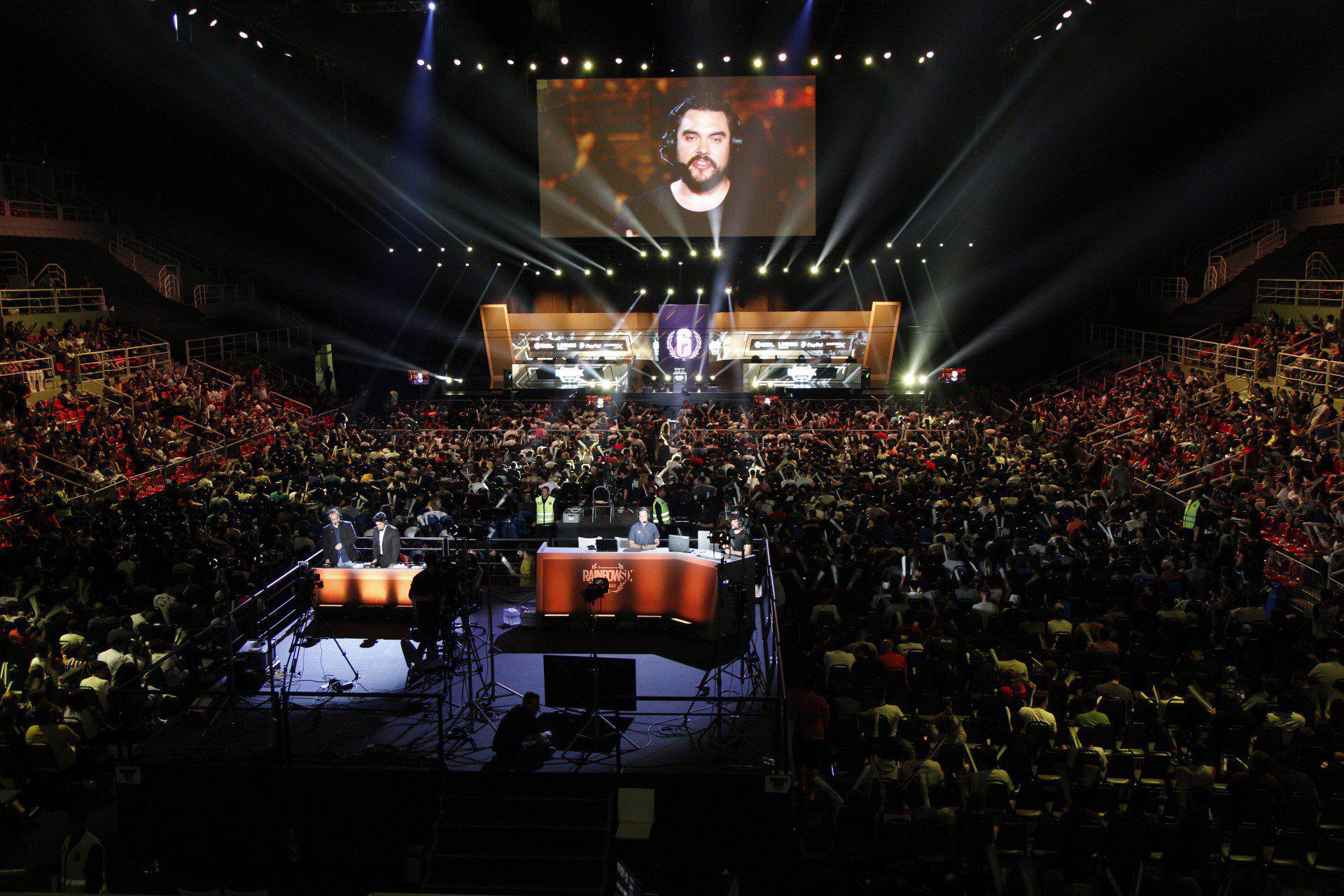 R6PL_S8_FINALS_PHOTO_02.jpg