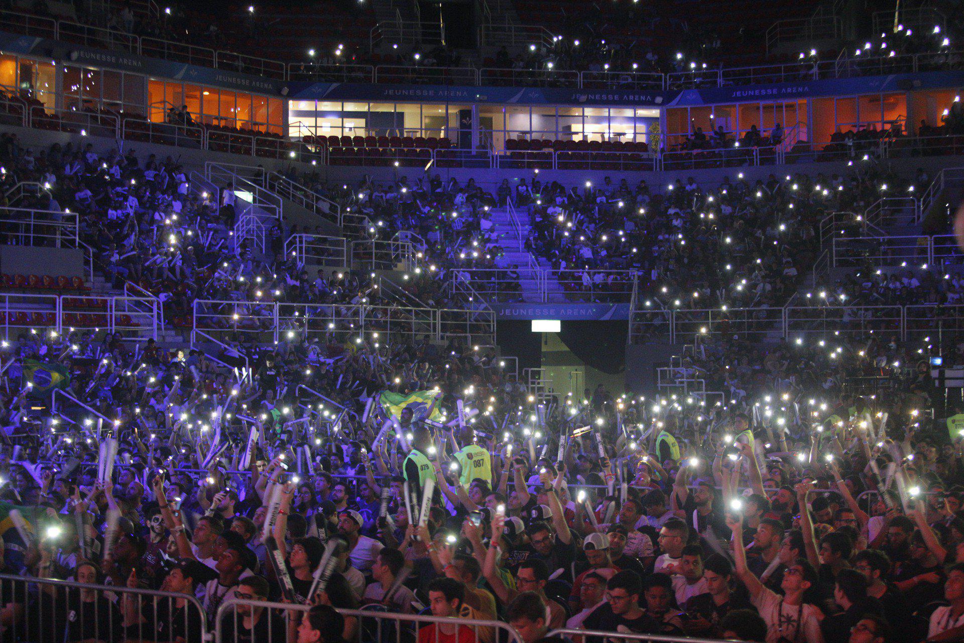 R6PL_S8_Finals_Photo_05.jpg