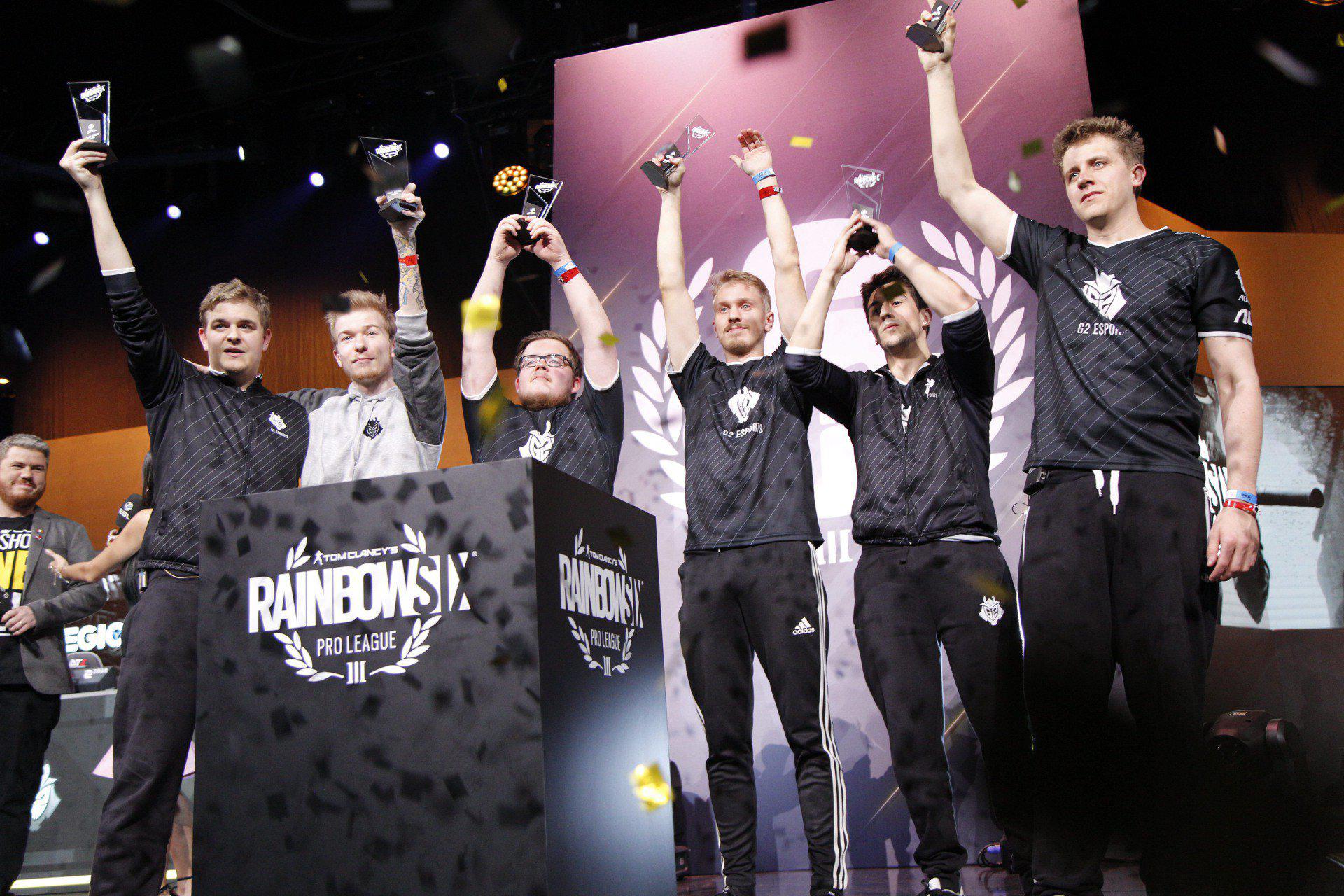 R6PL_S8_Finals_Photo_01.jpg