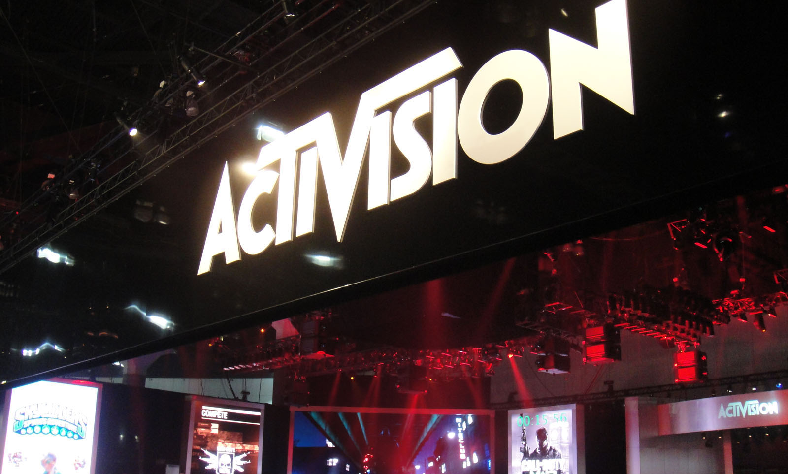 E3_2011_-_Activision_booth_5822683154.jpg