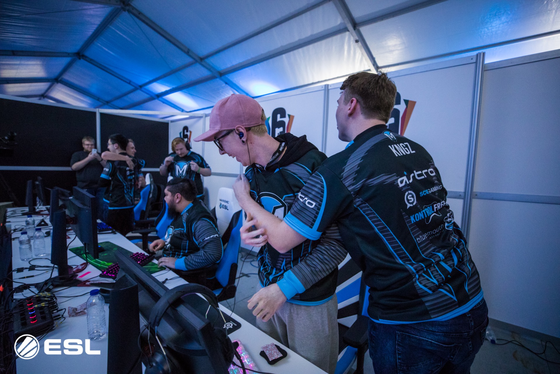 R6S_Esports_Y2SI18_Montreal_00132.jpg
