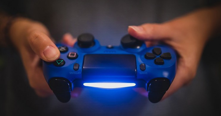 ps4-controller_resize_md.jpg