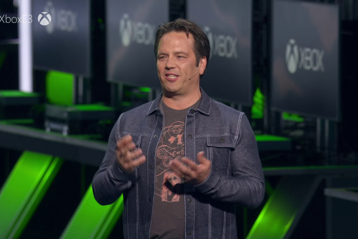 phil_spencer_talking.jpg