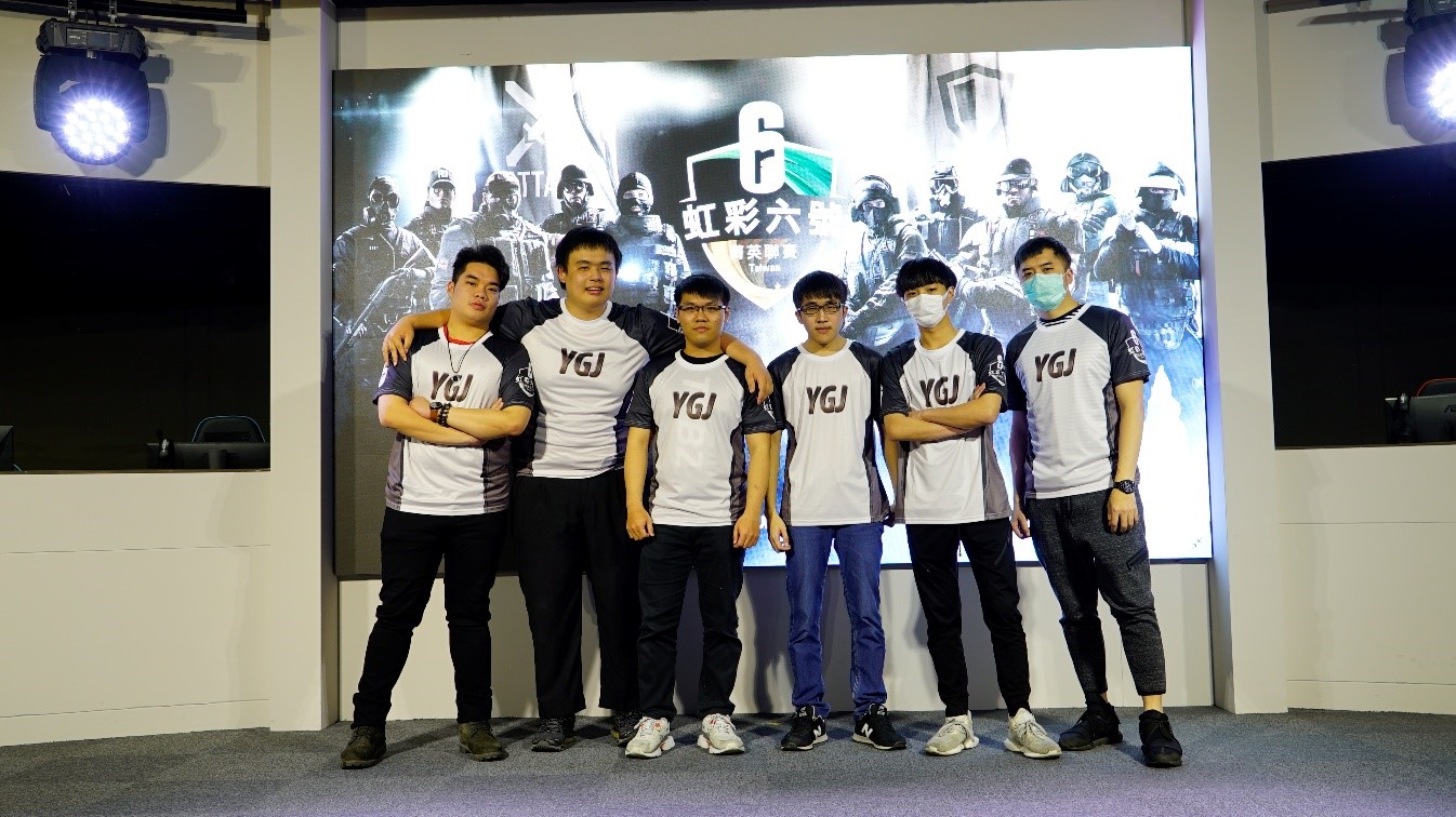 殿軍-You Got Jebaited-隊伍合照.jpg